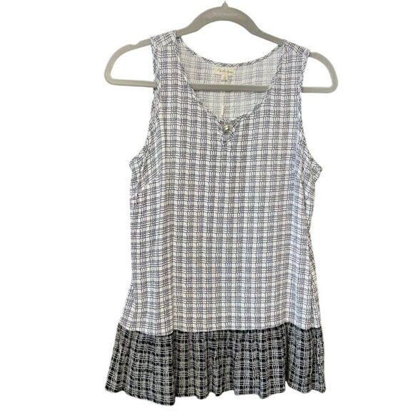 Antilia Femme  Black and White  Grid Pattern  with Bell Accent  Tank  Blouse  Si - Picture 10 of 11